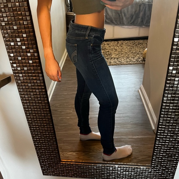 American Eagle Skinny Jeans - Picture 2 of 6